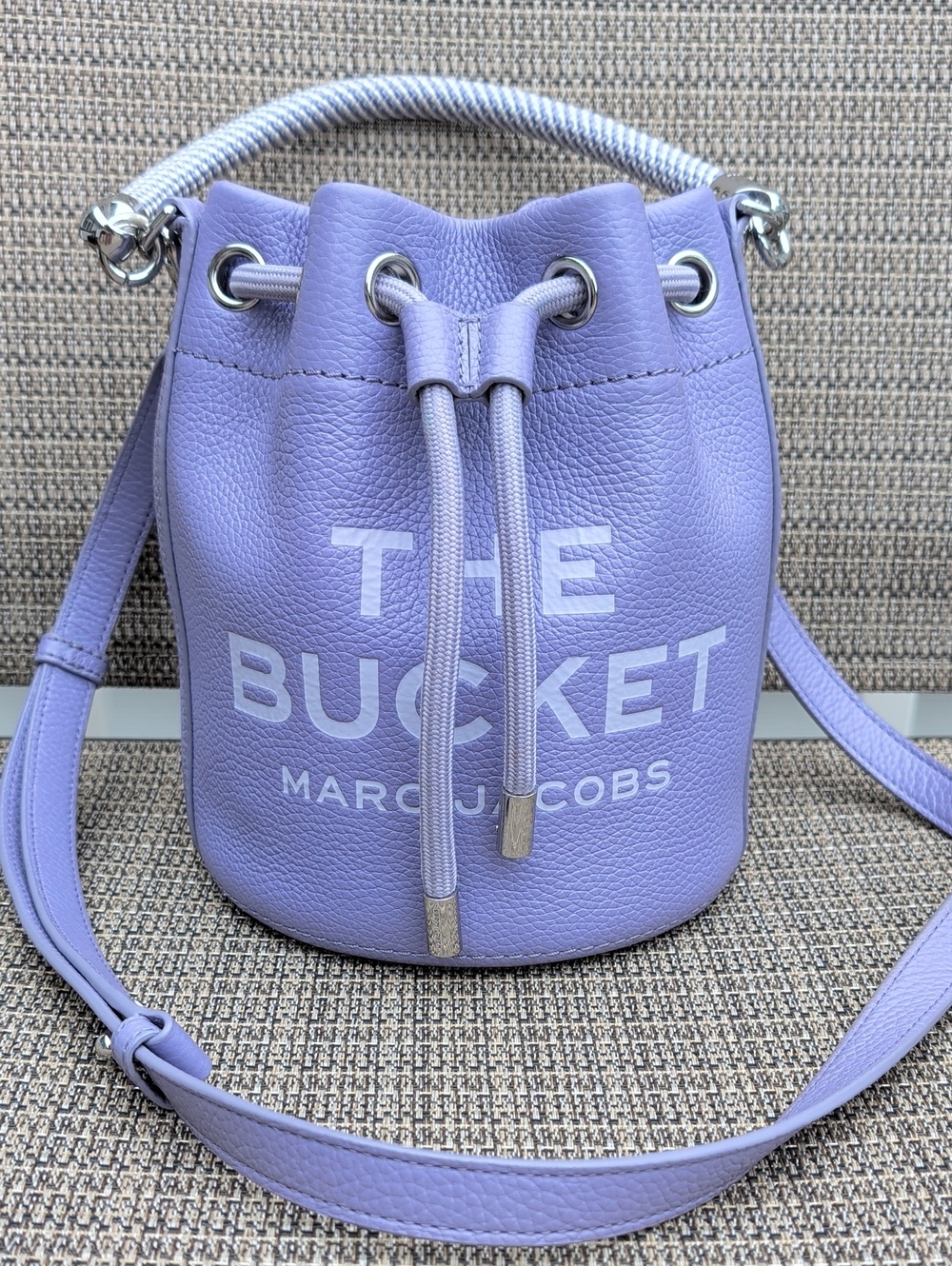 Marc Jacobs "The Bucket" Lilac Mini Leather Drawstring Crossbody Bag EUC